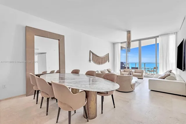 $13,900 | 15701 Collins Avenue, Unit 703, Sunny Isles Beach, FL 33160