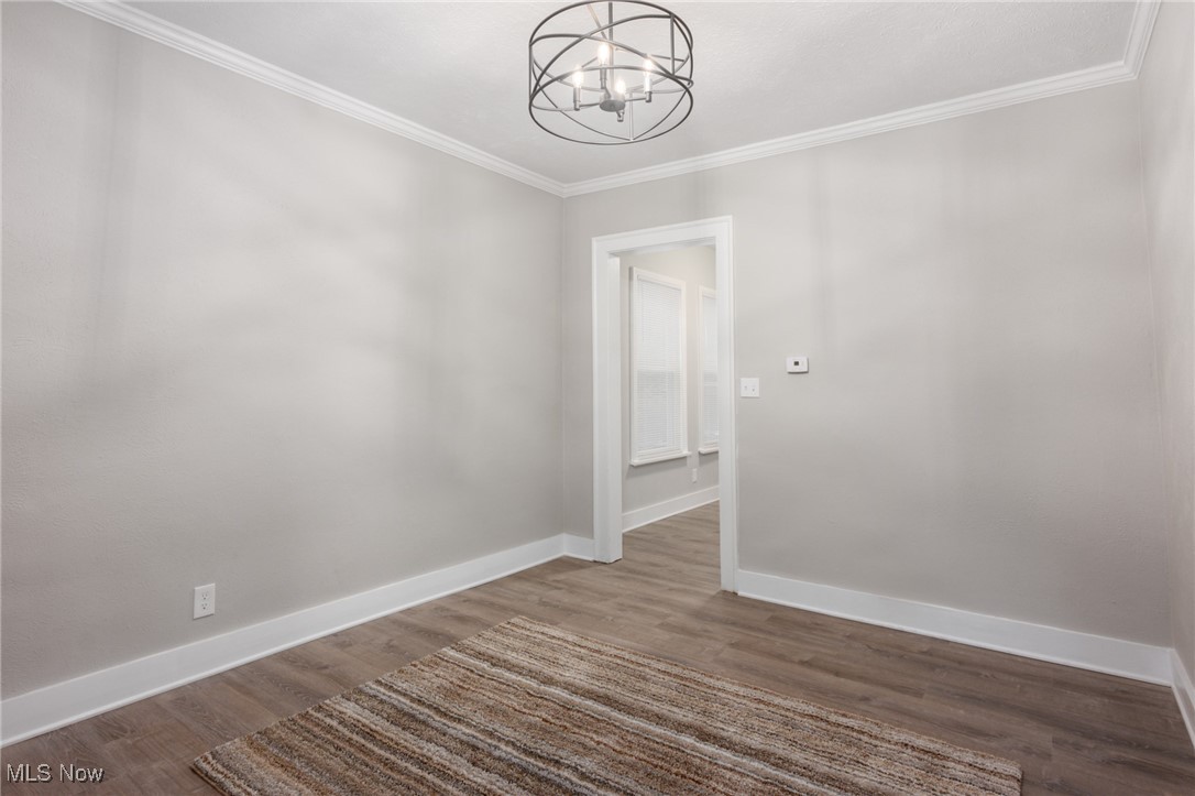 3395 Altamont Road Cleveland, OH 44118 - Photo 6 of 30