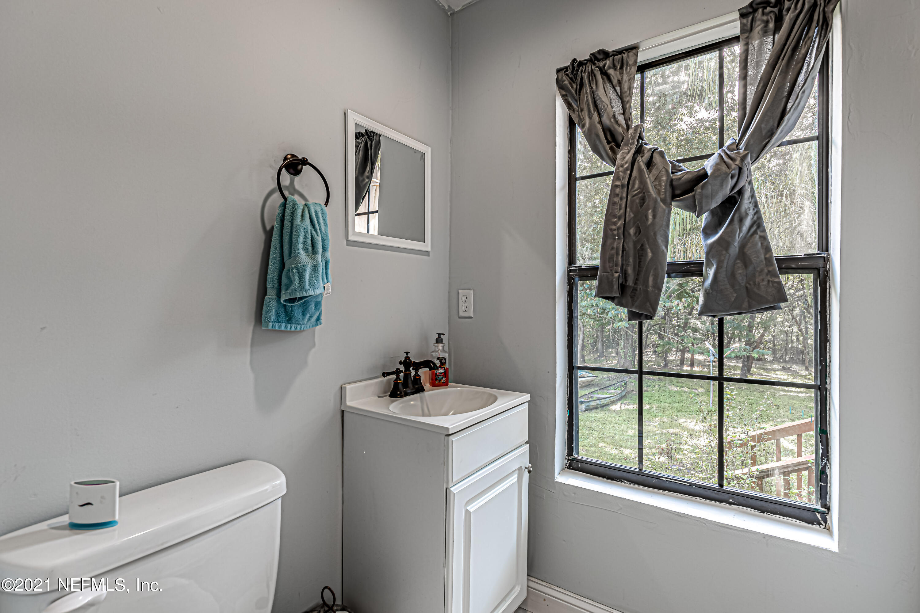 3900 Skipper Road Middleburg, FL 32068 - Photo 26 of 56 First Bathroom