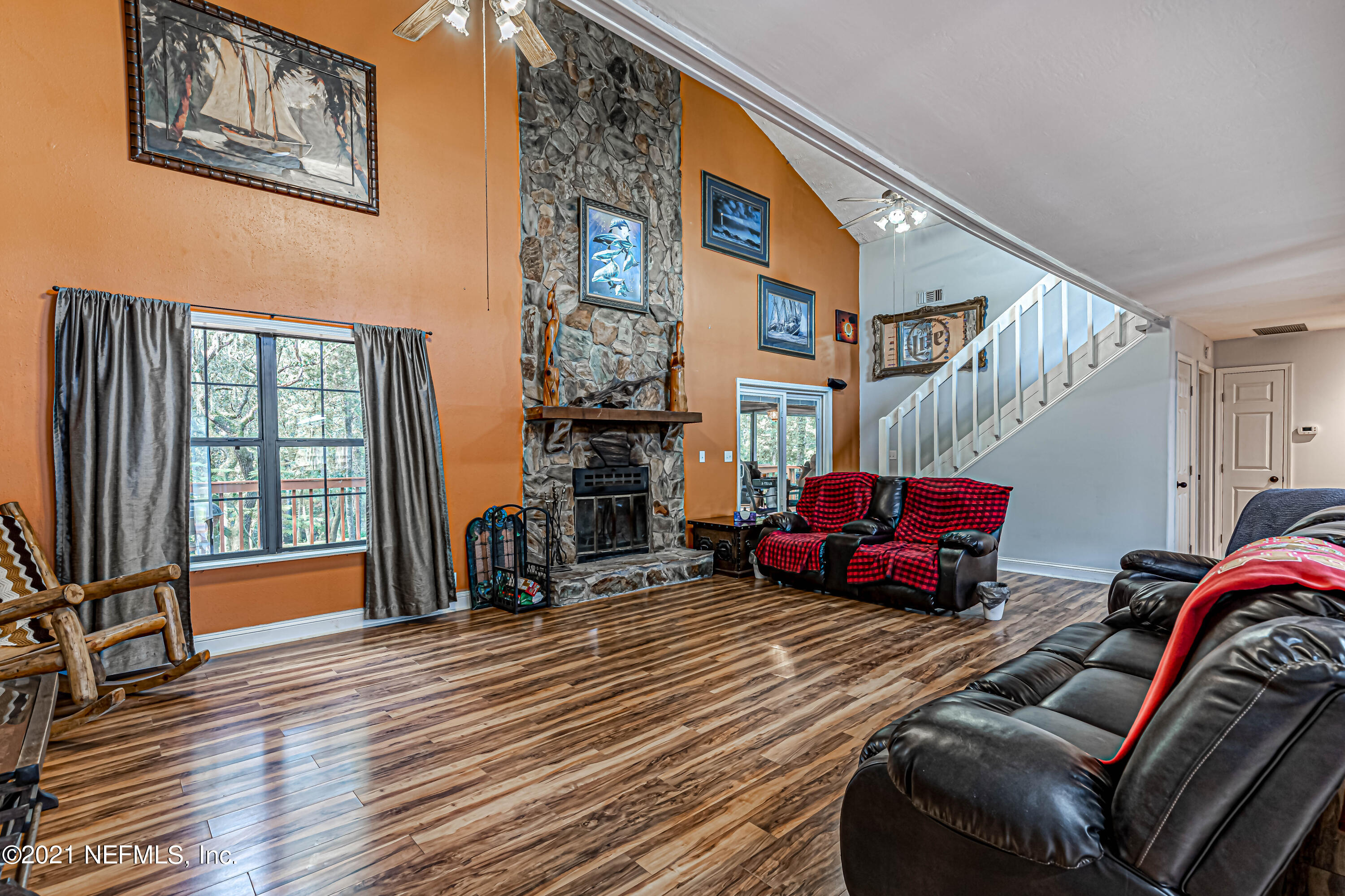 3900 Skipper Road Middleburg, FL 32068 - Photo 29 of 56 Living Room