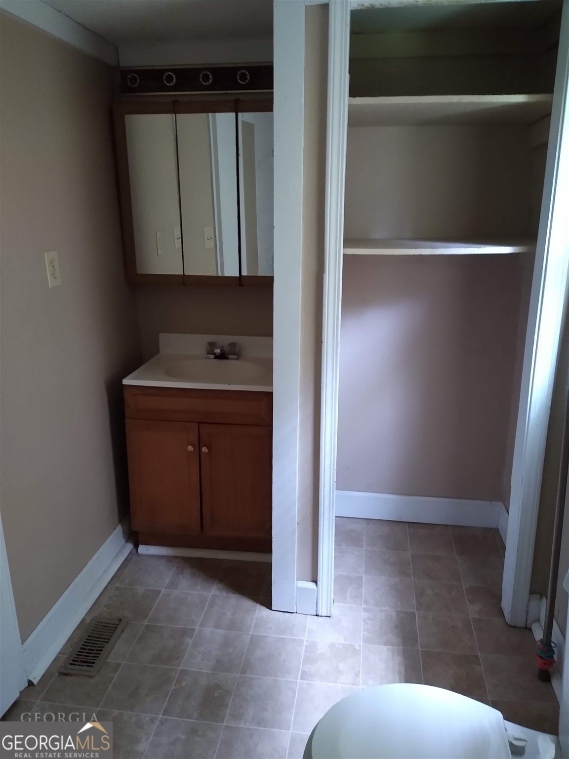 225 South Webb Street Hartwell, GA 30643 - Photo 7 of 9