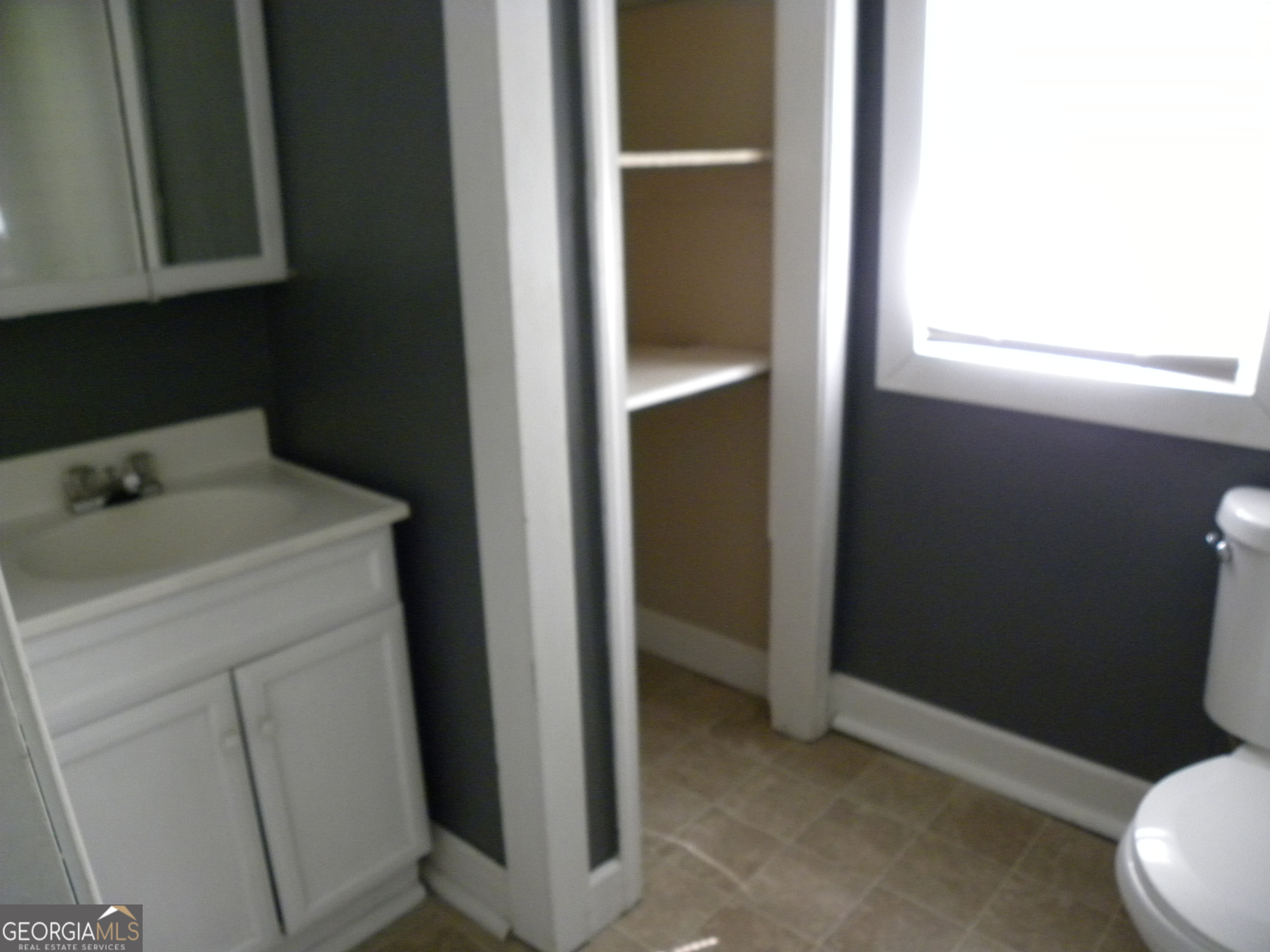 225 South Webb Street Hartwell, GA 30643 - Photo 8 of 24 a utility room with dryer and washer