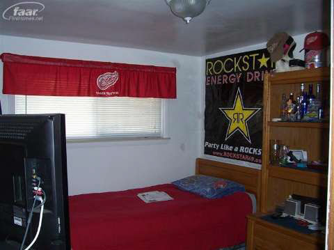 5329 Howe Road Grand Blanc, MI 48439 - Photo 14 of 18 20384443-13.JPG