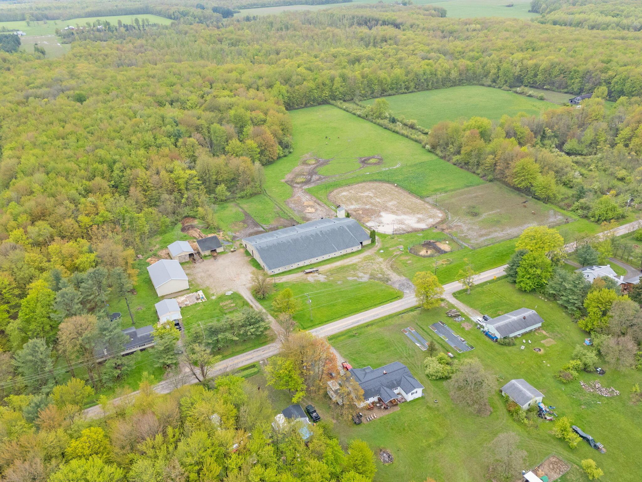 6810 Barrett Road Geneva, OH 44041 - Photo 69 of 78 111-web-or-mls-DJI_20250508135830_0460_D