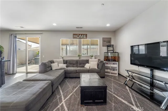 $585,000 | 3470 Bryce Canyon Way, Perris, CA 92570