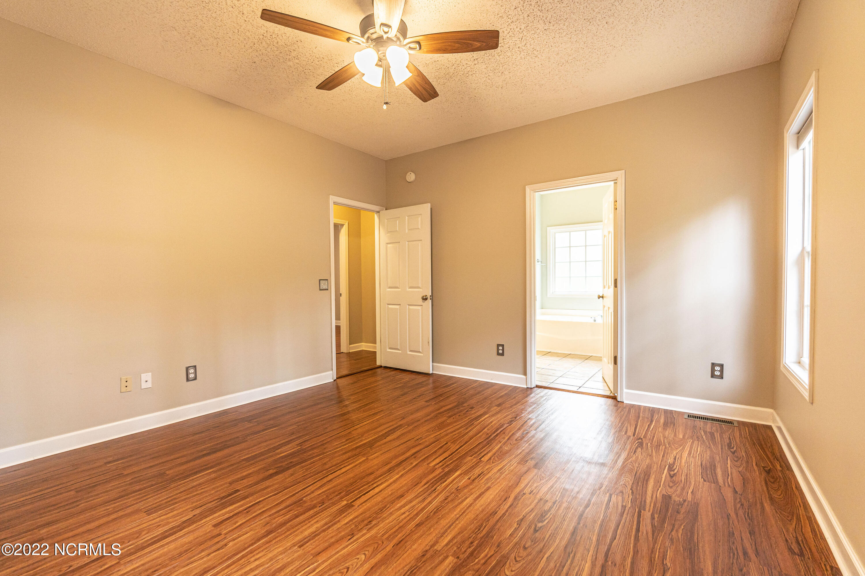 465 Crestview Road Southern Pines, NC 28387 - Photo 10 of 55