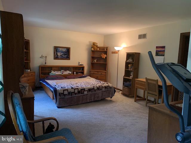 151 Eaglenest Road Freehold, NJ 07728 - Photo 25 of 40