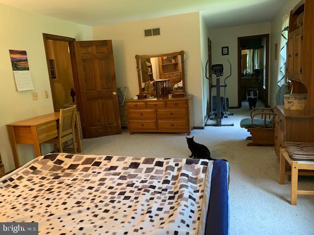 151 Eaglenest Road Freehold, NJ 07728 - Photo 26 of 40