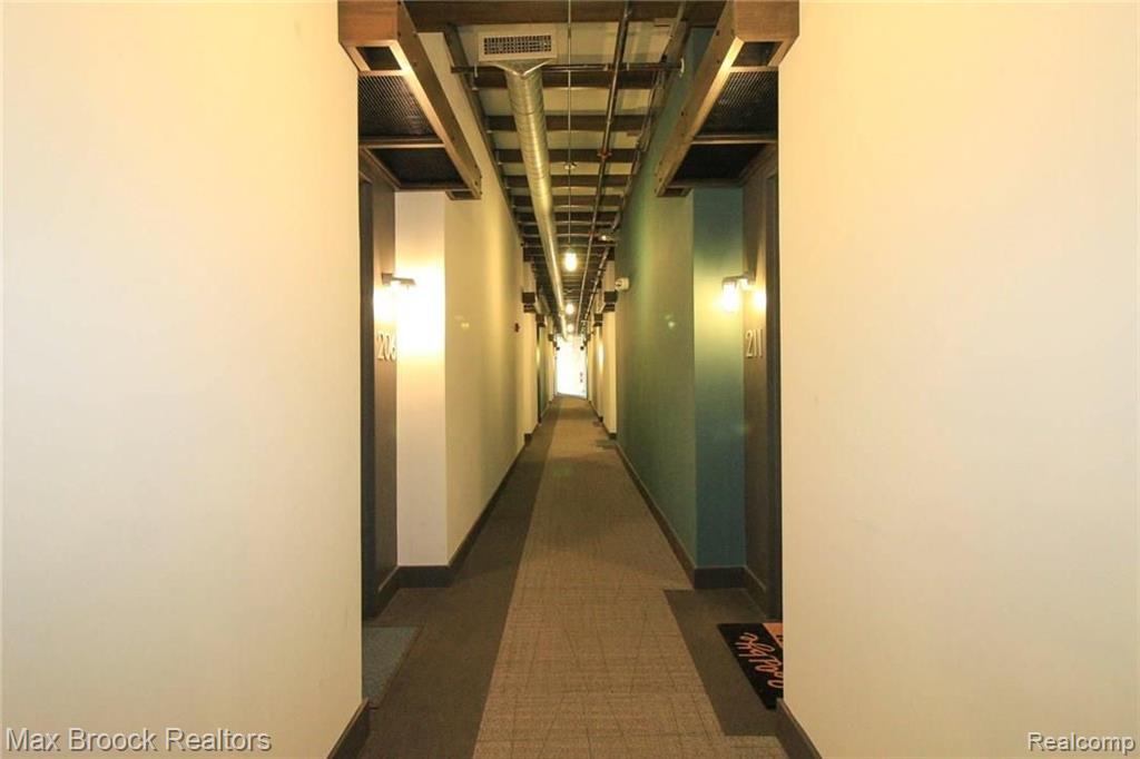 211 East 9 Mile Road, Unit 207 Ferndale, MI 48220 - Photo 24 of 30