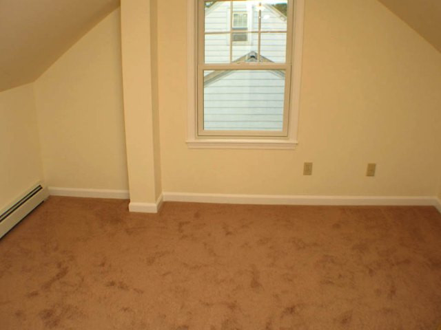 2073 Chepstow Road Rotterdam, NY 12303 - Photo 12 of 12 Photo 12