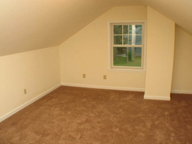 2073 Chepstow Road Rotterdam, NY 12303 - Photo 5 of 12 Photo 5