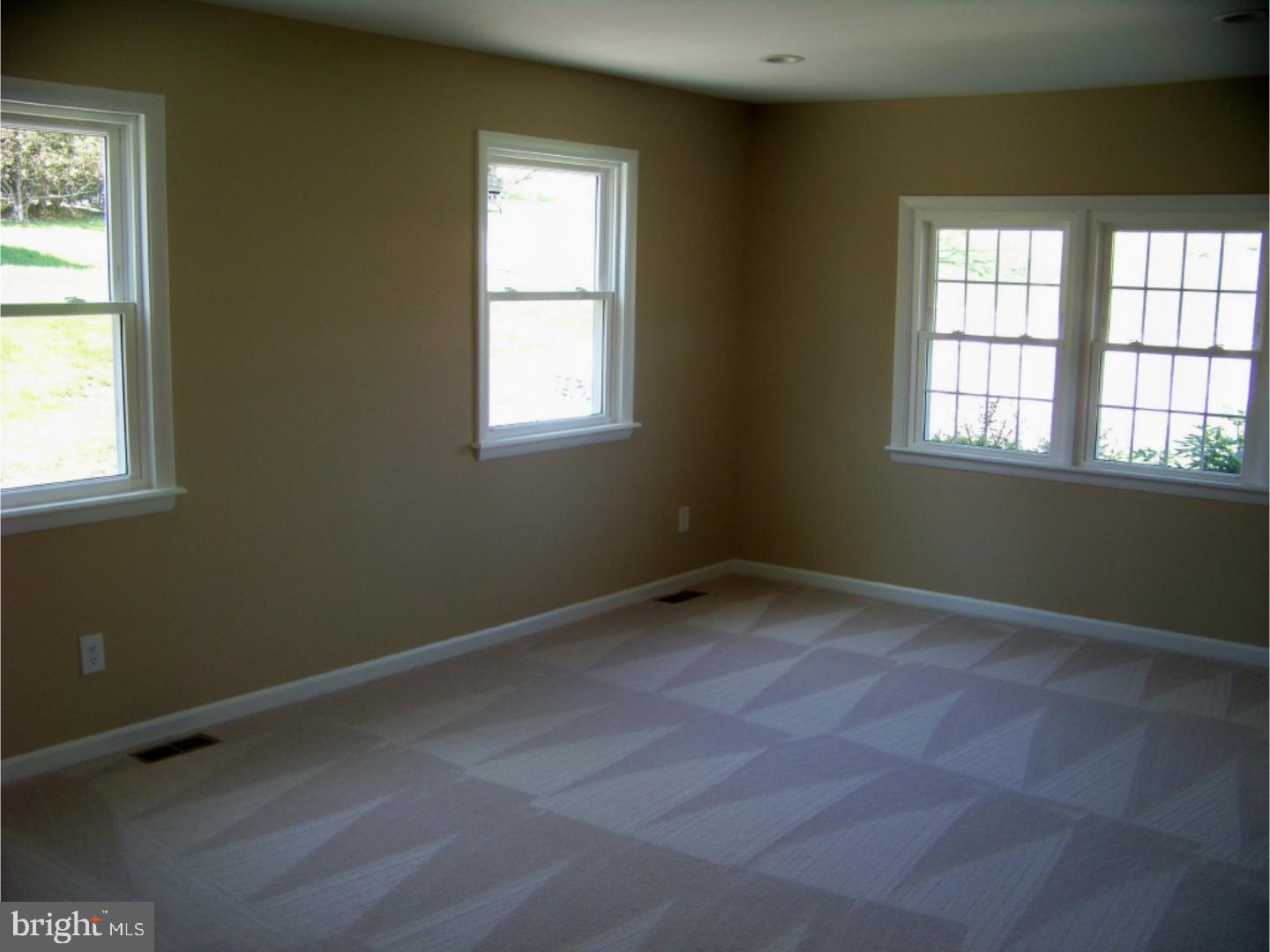 3008 Appledale Road Norristown, PA 19403 - Photo 8 of 22 Family Room