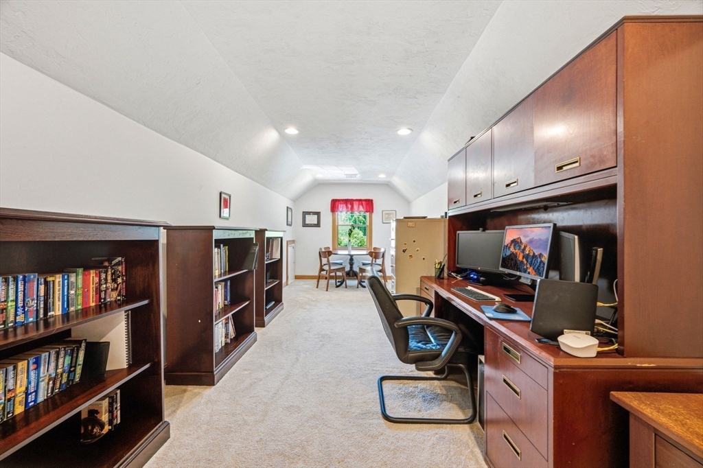 5 Cobb Lane Littleton, MA 01460 - Photo 25 of 41