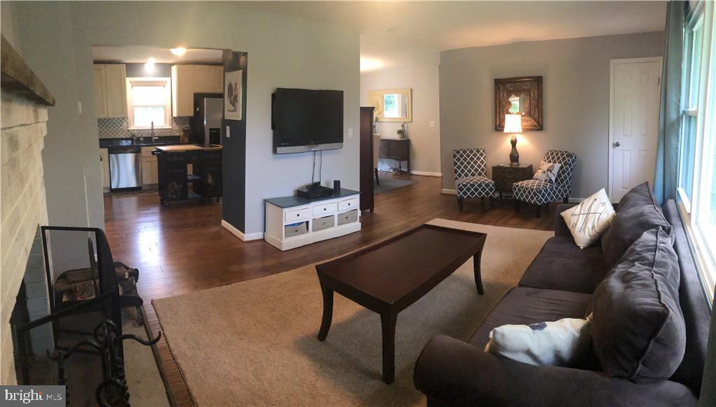 14840 Sugarland Road Poolesville, MD 20837 - Photo 14 of 28