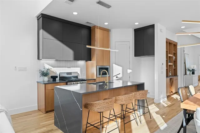 $599,900 | 2315 South Vernon Avenue, Dallas, TX 75224