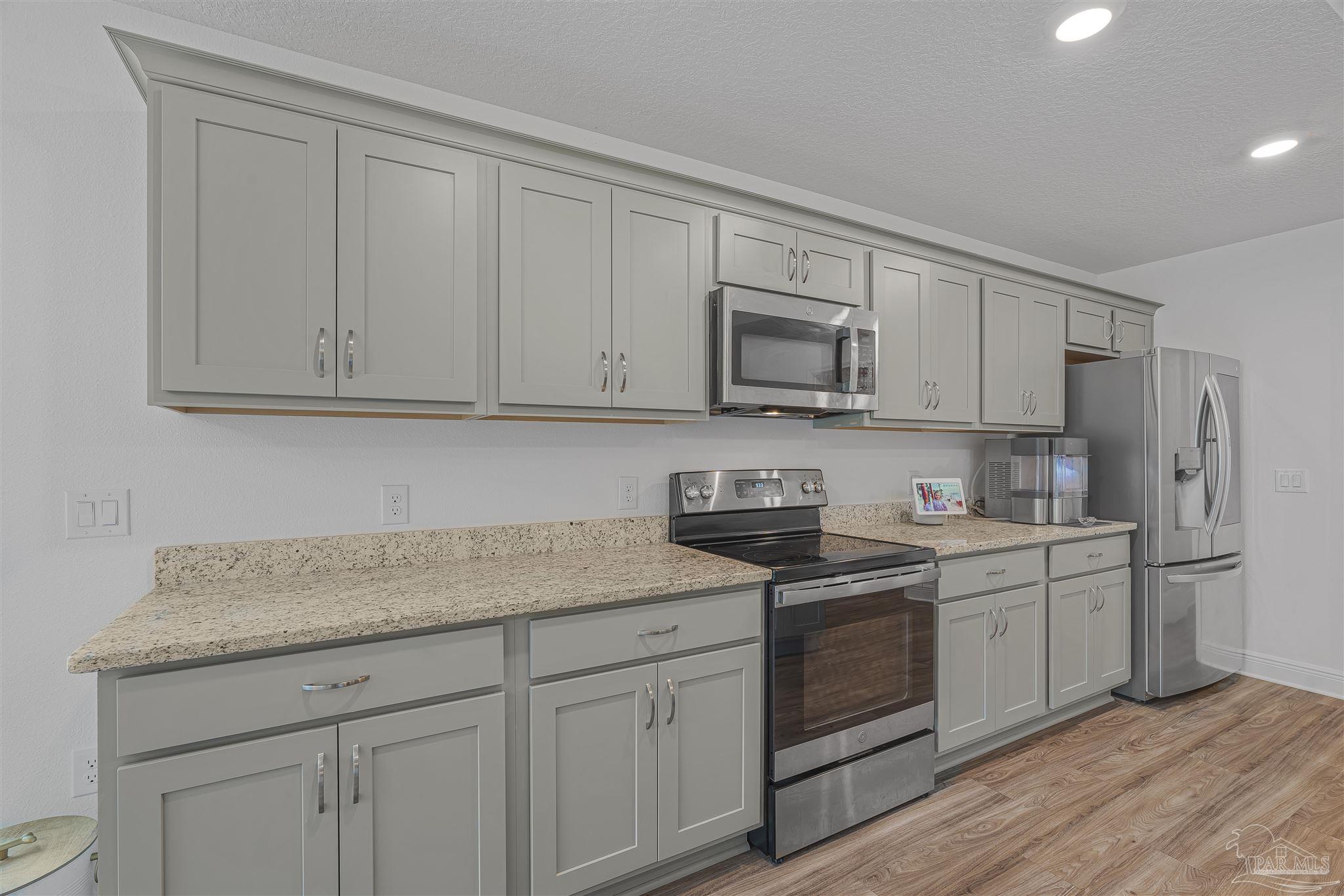 4697 Carl Booker Road Milton, FL 32583 - Photo 10 of 27