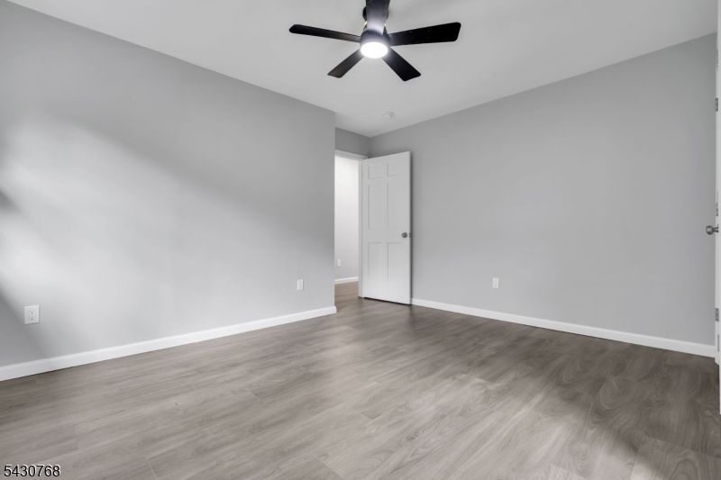 385 Maxim Drive Hopatcong, NJ 07821 - Photo 33 of 50