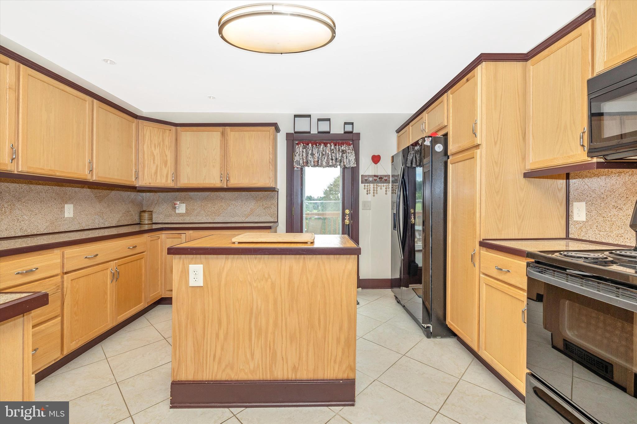 11007 Pleasant Walk Road Myersville, MD 21773 - Photo 17 of 63