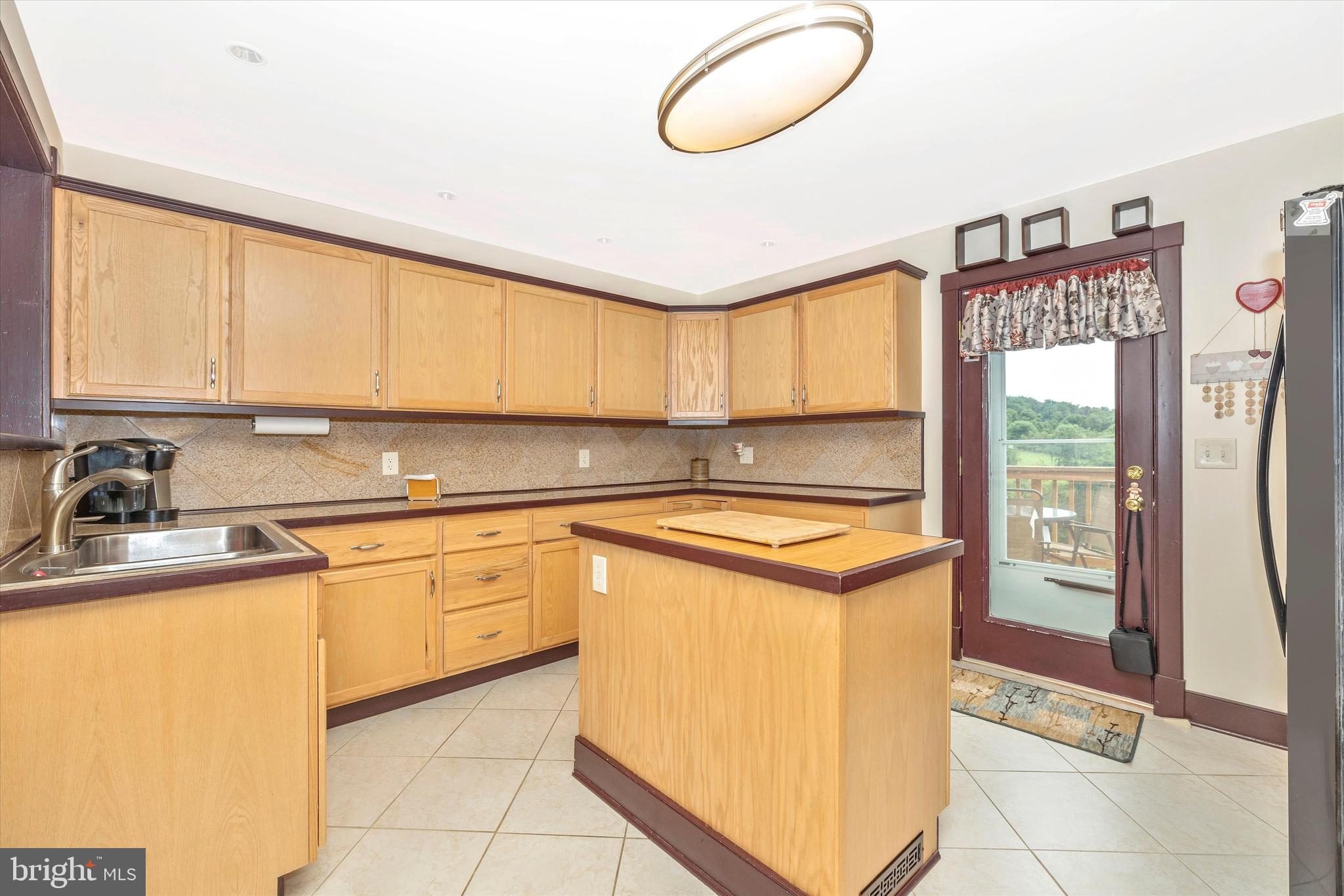 11007 Pleasant Walk Road Myersville, MD 21773 - Photo 18 of 63