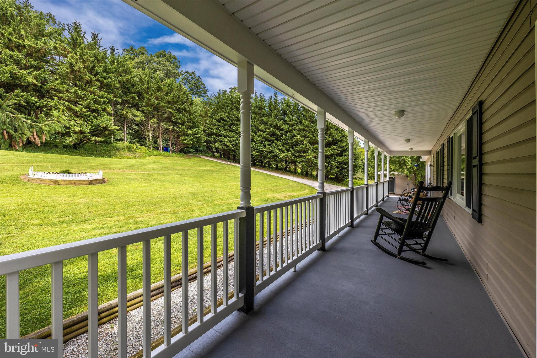 11007 Pleasant Walk Road Myersville, MD 21773 - Photo 7 of 63