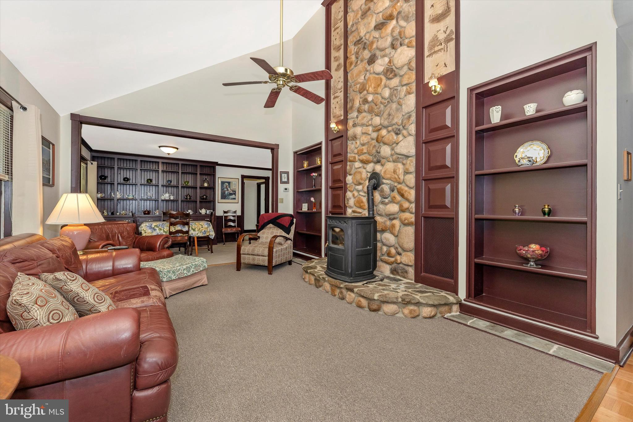 11007 Pleasant Walk Road Myersville, MD 21773 - Photo 9 of 63