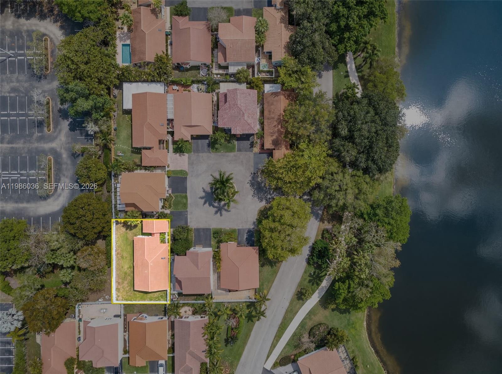 1495 Garden Road Weston, FL 33326 - Photo 8 of 32