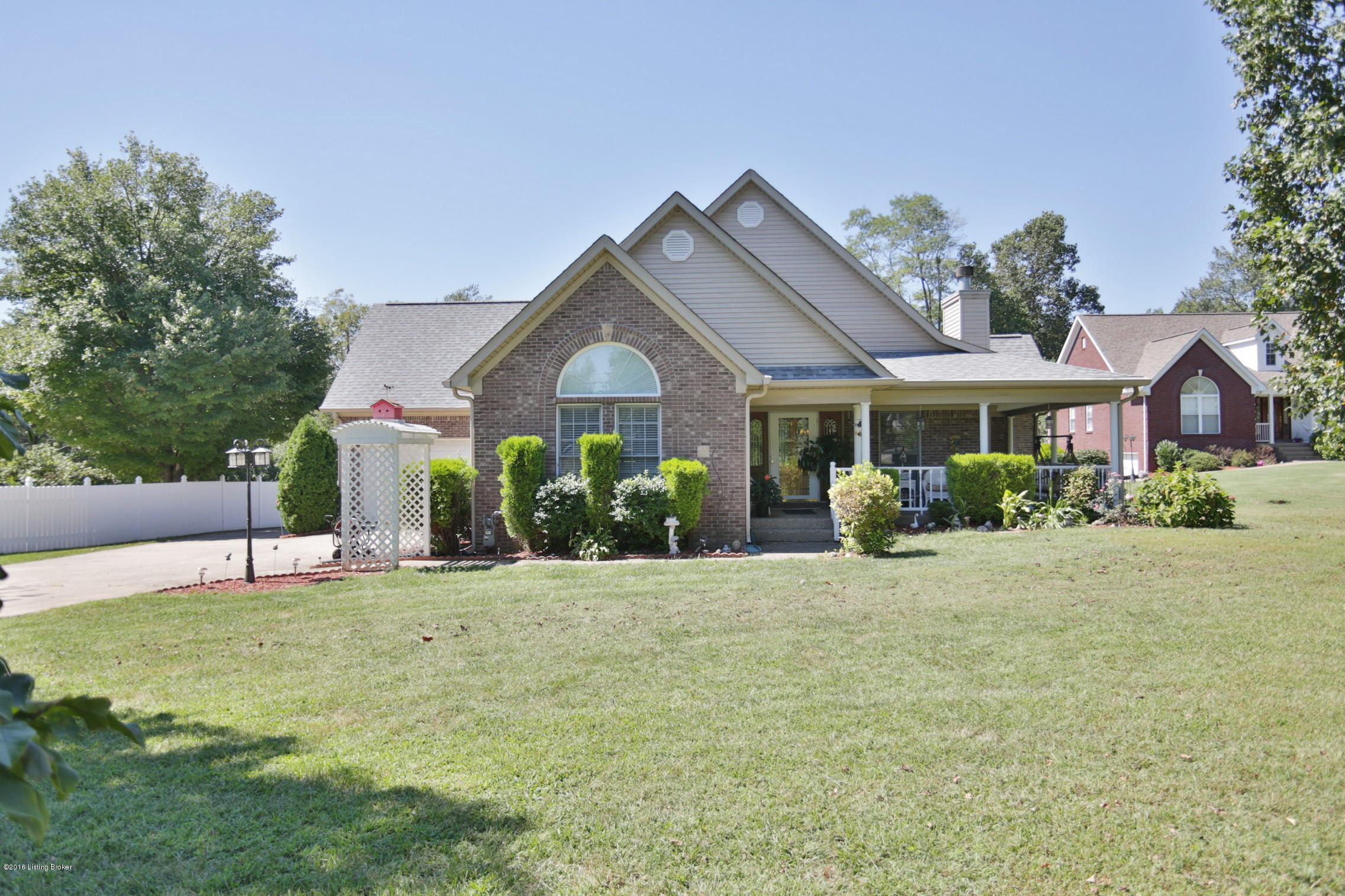 8902 Old Bates Road Louisville, KY 40228 - Photo 5 of 43 5