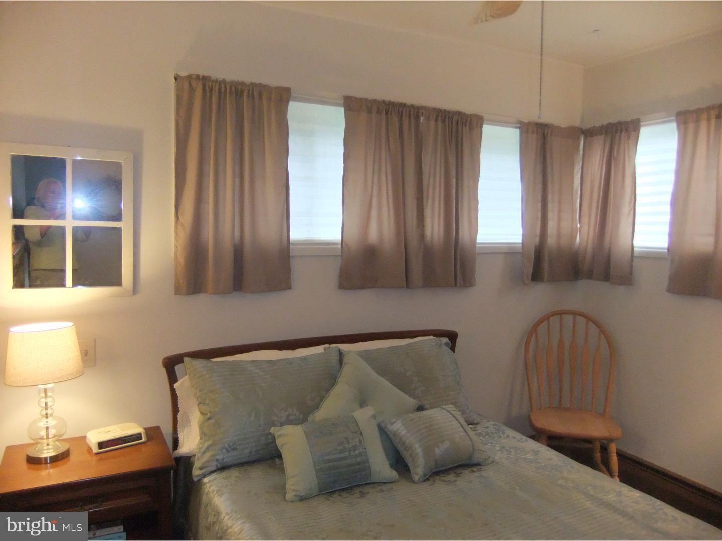 7 Winding Road Levittown, PA 19057 - Photo 14 of 25 Gallery Image 14