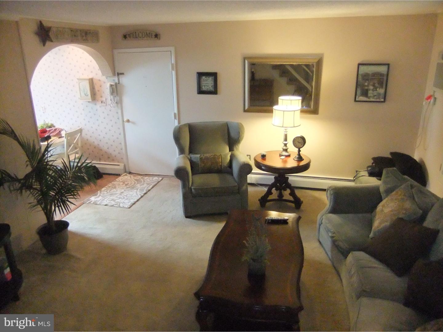 7 Winding Road Levittown, PA 19057 - Photo 5 of 25 Gallery Image 5