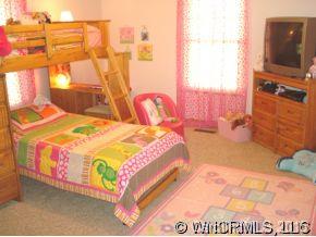 125 Flat Top Mountain Road Fairview, NC 28730 - Photo 8 of 12 Gallery Image 8