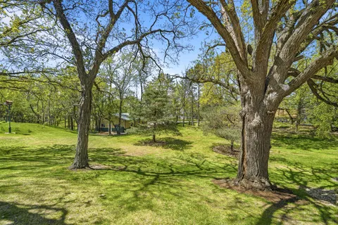 $799,999 | W8205 Nature Drive, Richmond, WI 53190