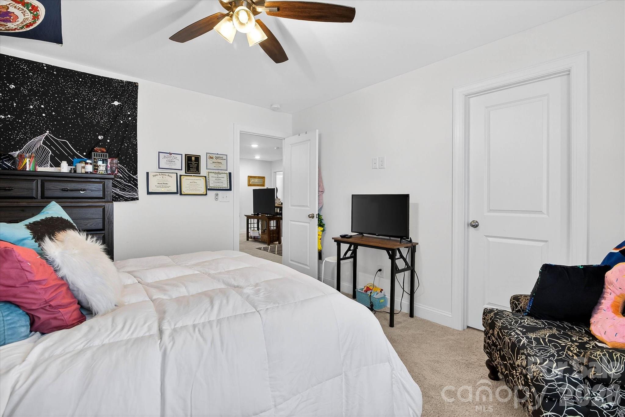 5516 Verona Road Charlotte, NC 28213 - Photo 43 of 48