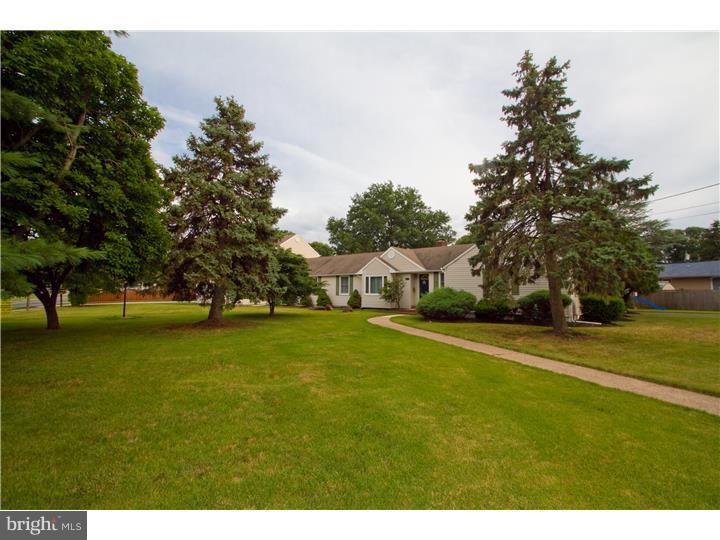 1000 South Fairview Street Riverside, NJ 08075 - Photo 1 of 24