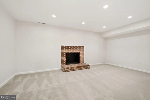 $650,000 | 4563 Airlie Way, Annandale, VA 22003