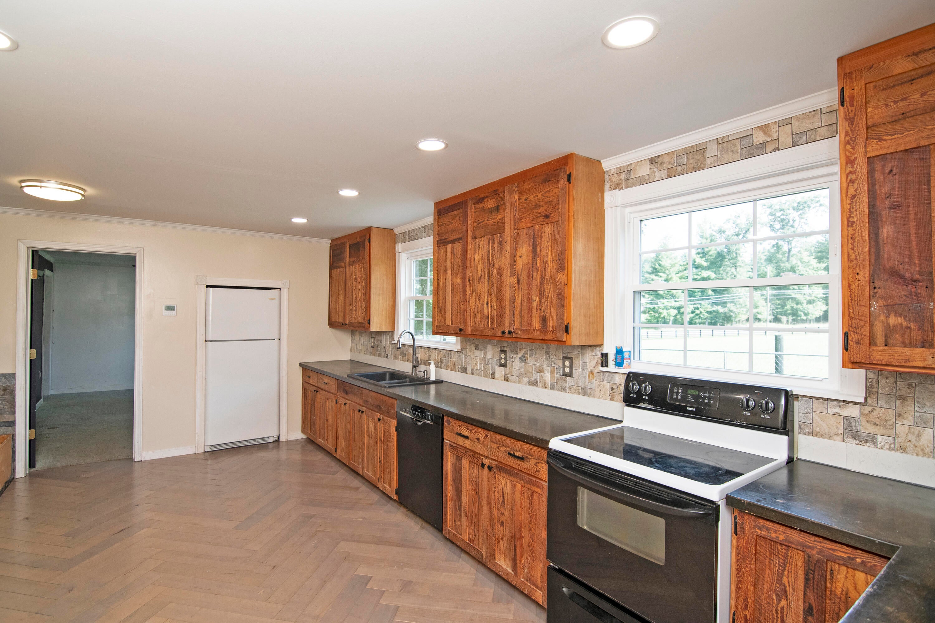 169 Harper Road Lewisburg, WV 24901 - Photo 14 of 59 Gallery Image 14
