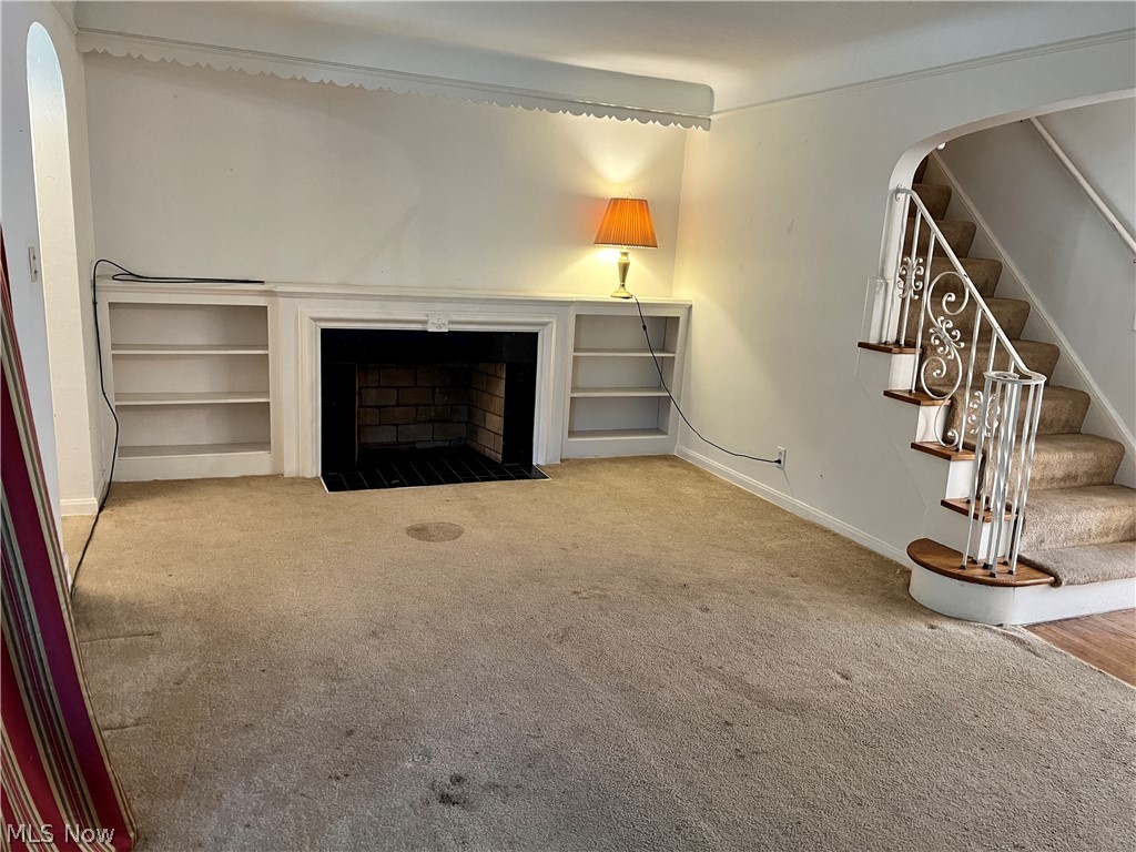 3297 Warren Road Cleveland, OH 44111 - Photo 5 of 19 Gallery Image 5