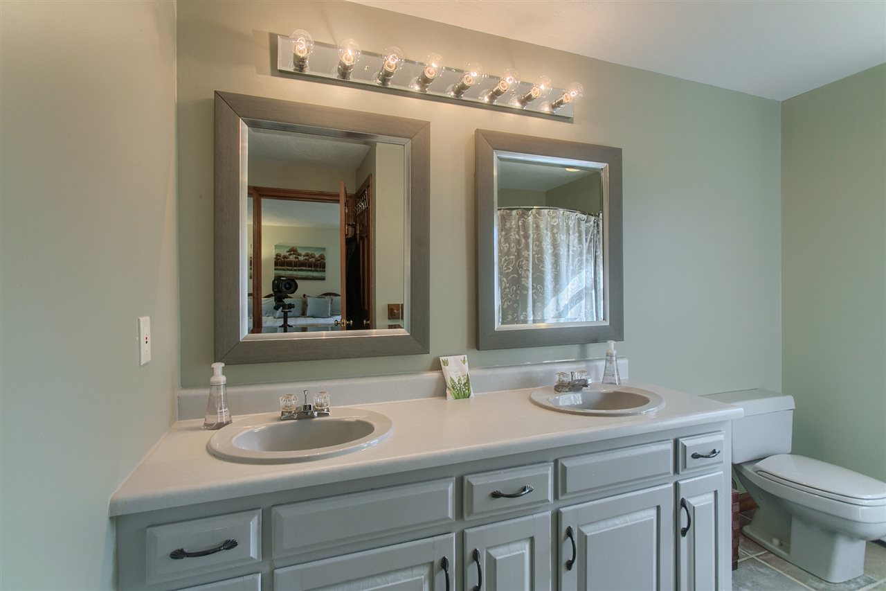 11 Meadowbrook Road Derry, NH 03038 - Photo 16 of 28