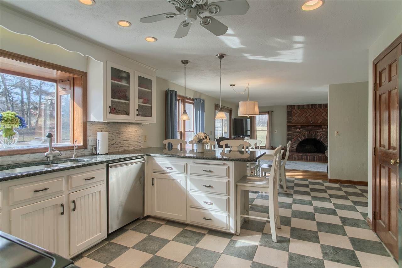 11 Meadowbrook Road Derry, NH 03038 - Photo 3 of 28