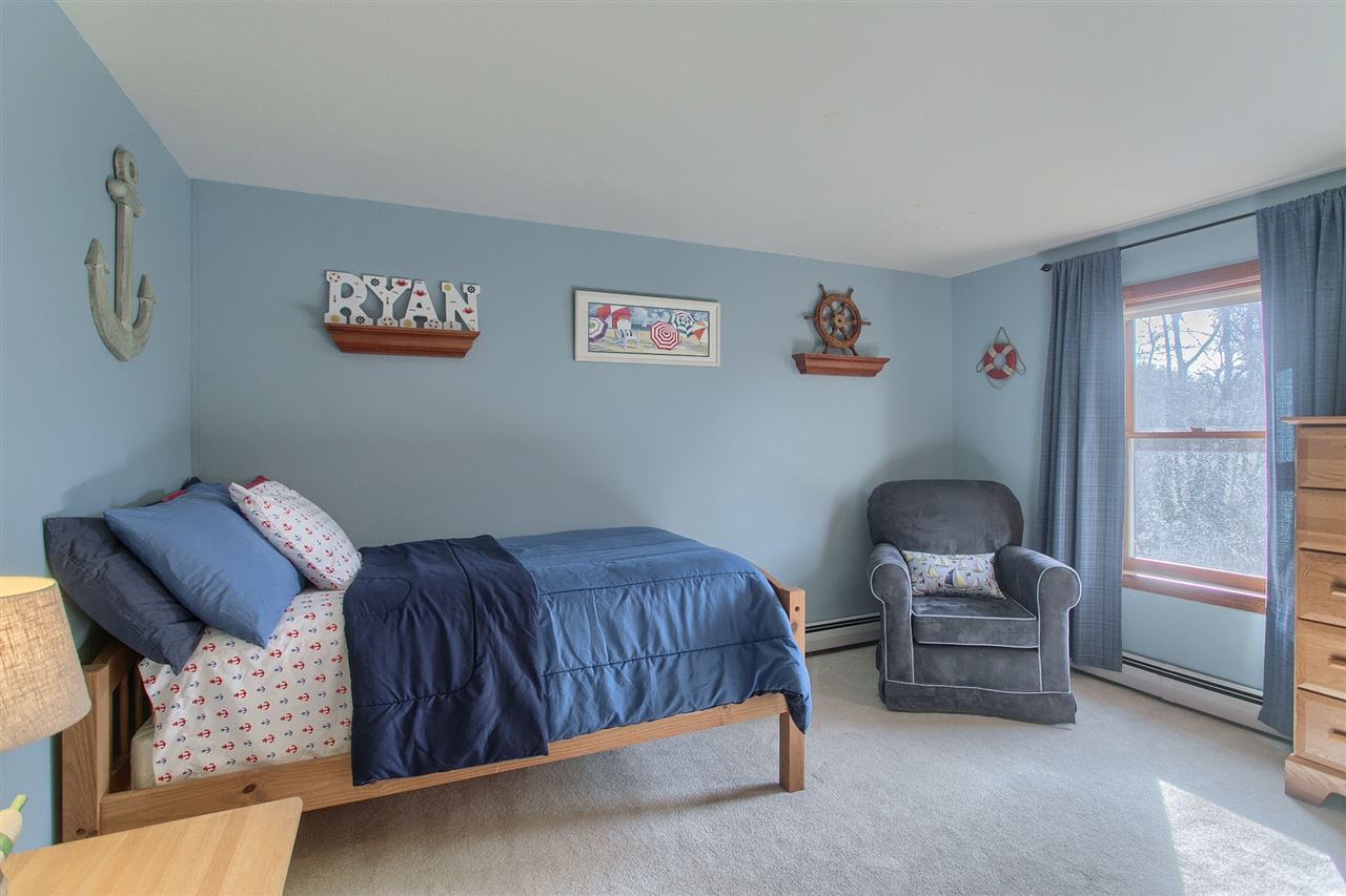 11 Meadowbrook Road Derry, NH 03038 - Photo 22 of 28