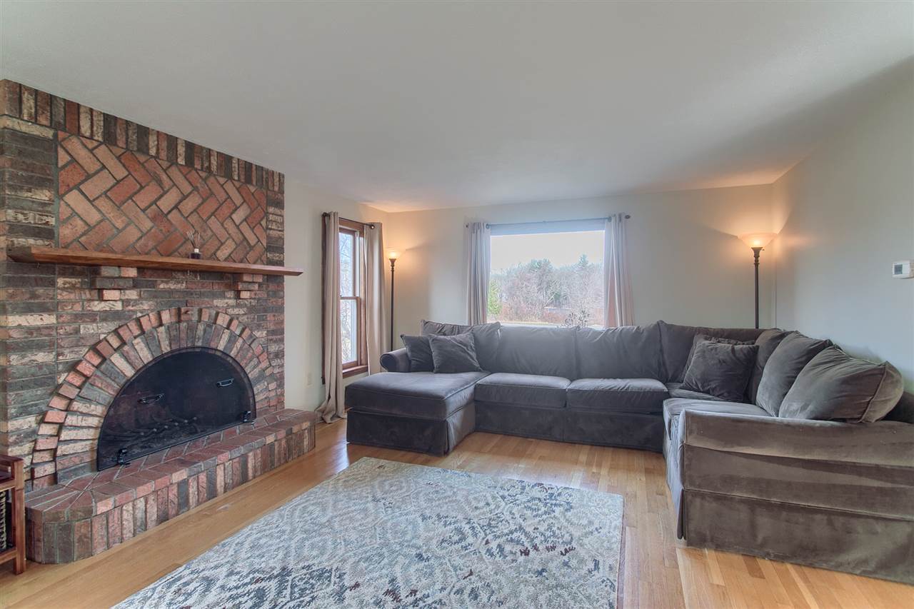 11 Meadowbrook Road Derry, NH 03038 - Photo 9 of 28