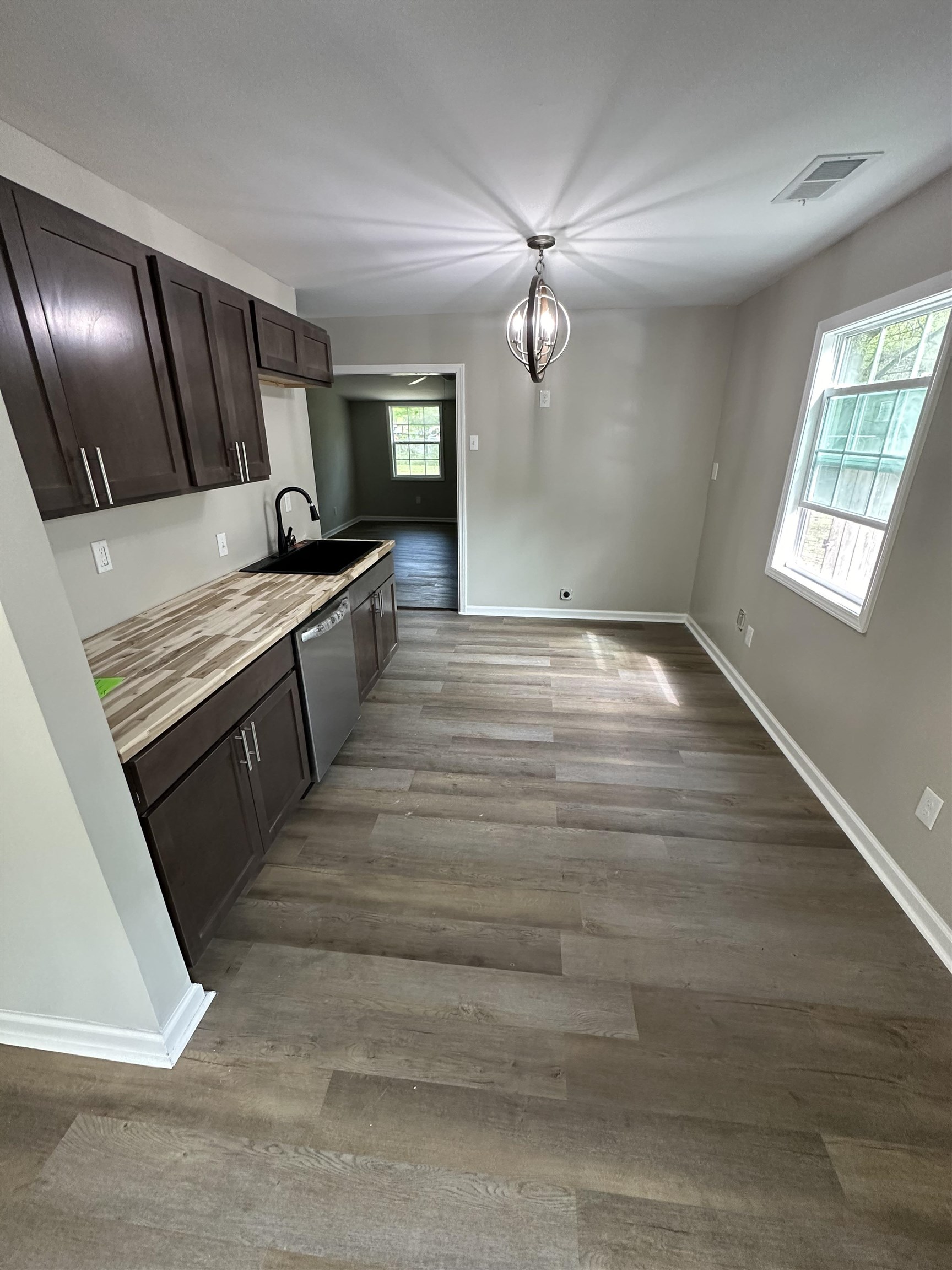 7864 Commodore Road Millington, TN 38053 - Photo 10 of 17 Gallery Image 10