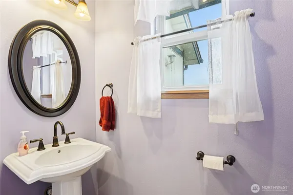 $750,000 | 9509 237th Street East, Graham, WA 98338