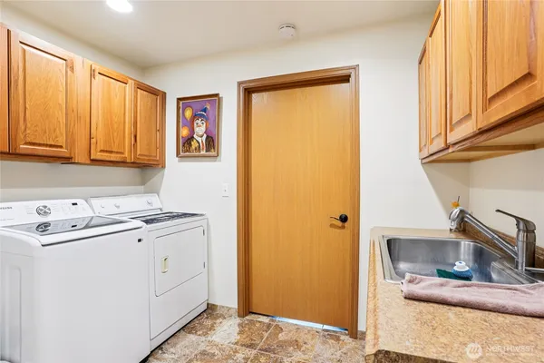 $750,000 | 9509 237th Street East, Graham, WA 98338