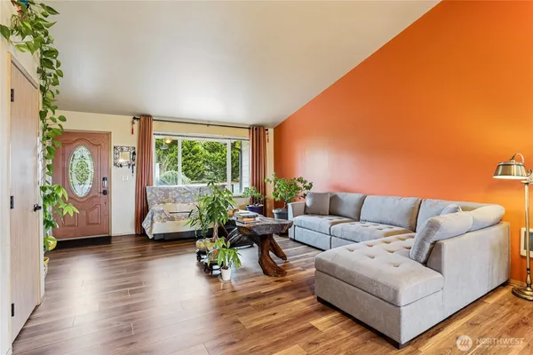 $750,000 | 9509 237th Street East, Graham, WA 98338