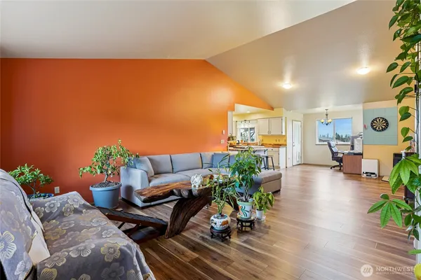 $750,000 | 9509 237th Street East, Graham, WA 98338