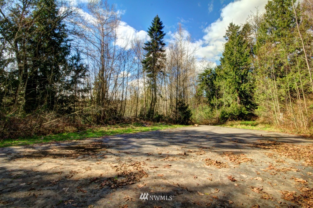 3218 Lakeshore Road Bellingham, WA 98226 - Photo 4 of 7 Gallery Image 4