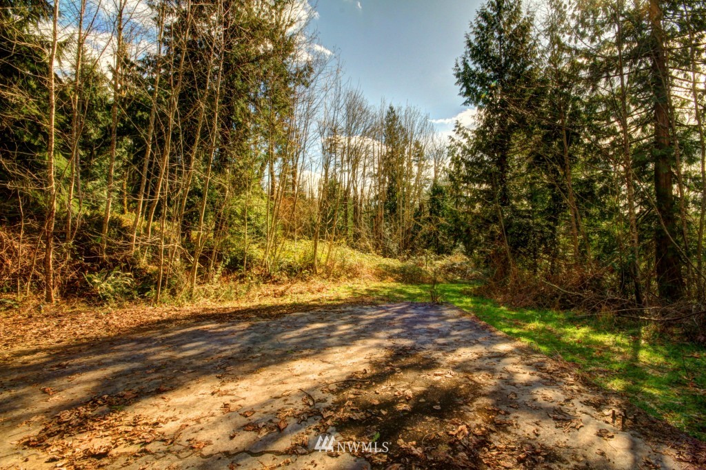 3218 Lakeshore Road Bellingham, WA 98226 - Photo 5 of 7 Gallery Image 5