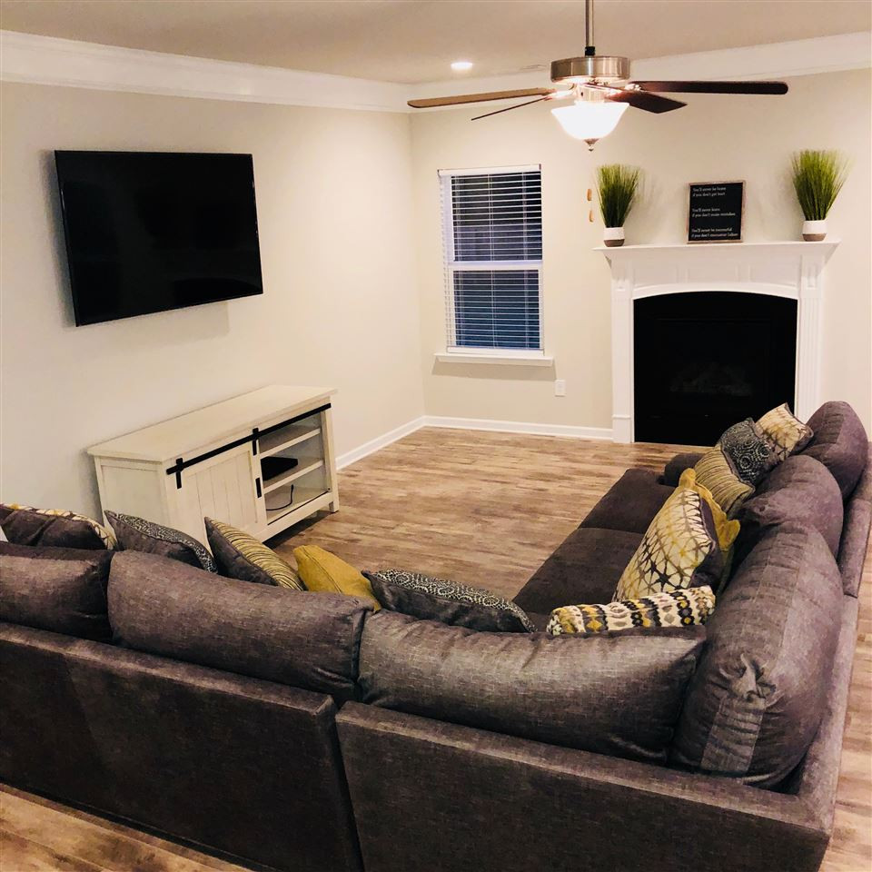 183 Springhill Lane Garner, NC 27529 - Photo 10 of 25 Photo 10