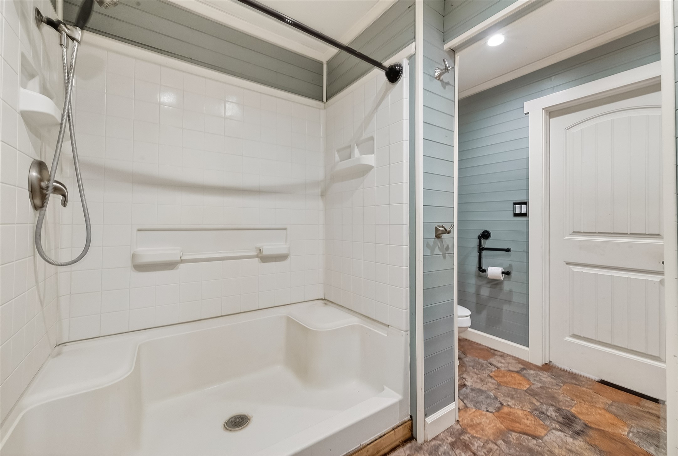 8525 Spell Road Needville, TX 77461 - Photo 13 of 33