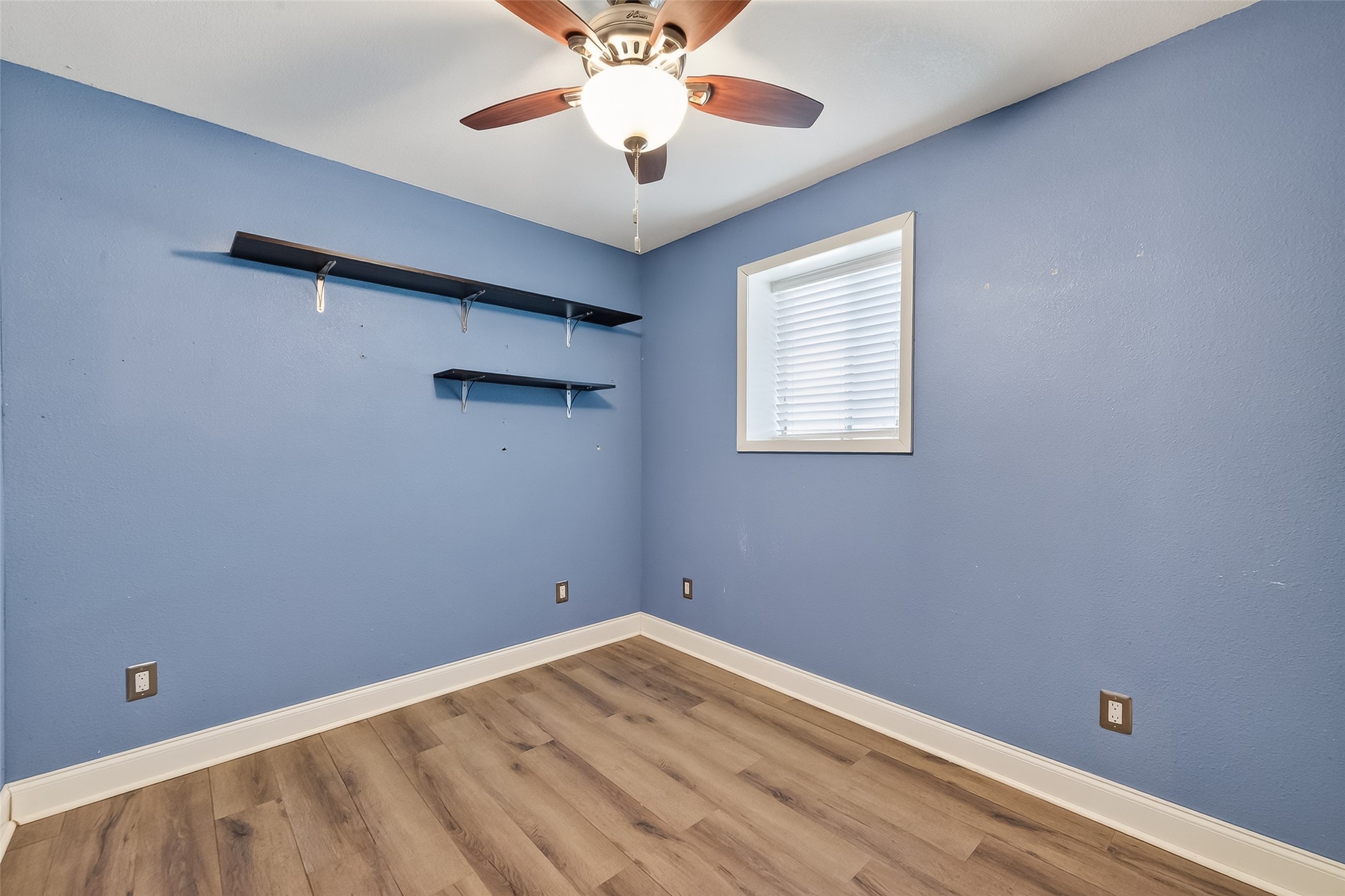 8525 Spell Road Needville, TX 77461 - Photo 17 of 33